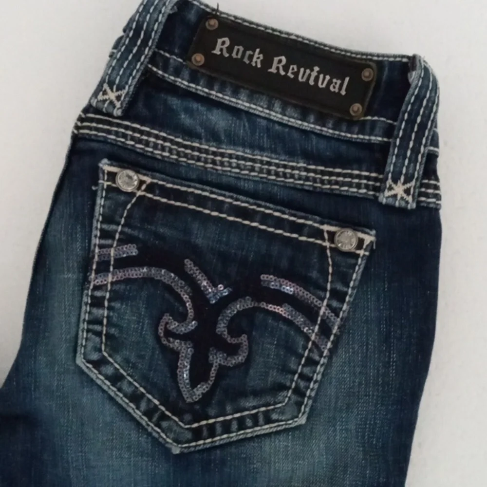 Rock Revival Alanis Jeans - Picture 2 of 7